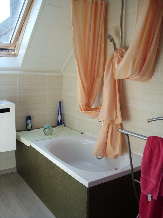 Ferme Lenfant Guest House Ville-Pommeroeul Exterior photo